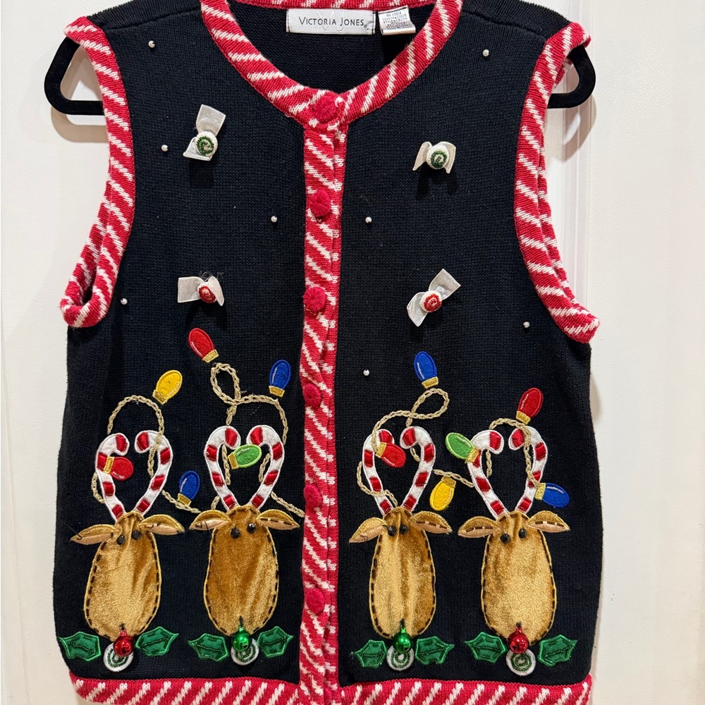 Victoria Jones Festive Reindeer Sweater Vest
